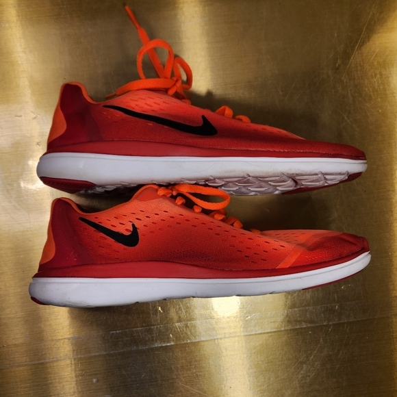 Youth Nike Flex 2017 RN sneakers. Size 7Y - Picture 3 of 10